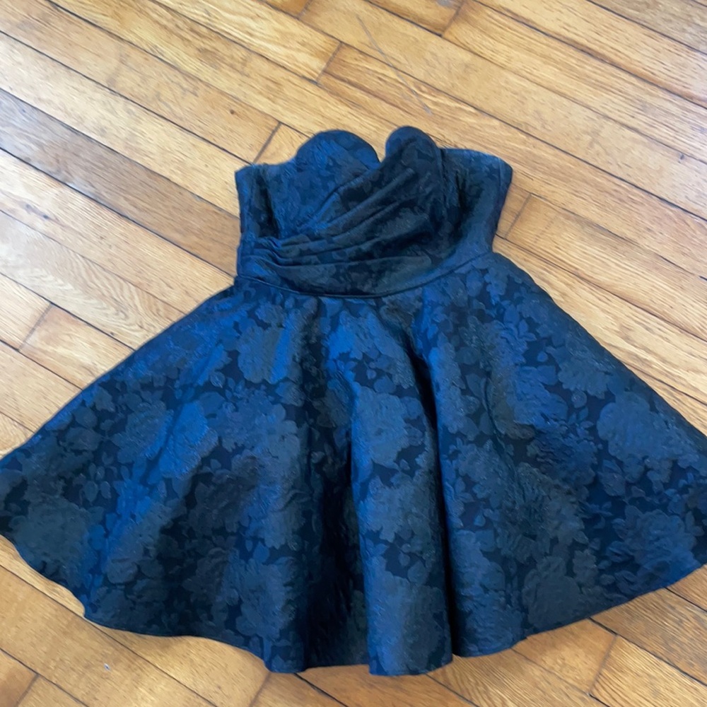 Black short homecoming prom dress, size 8